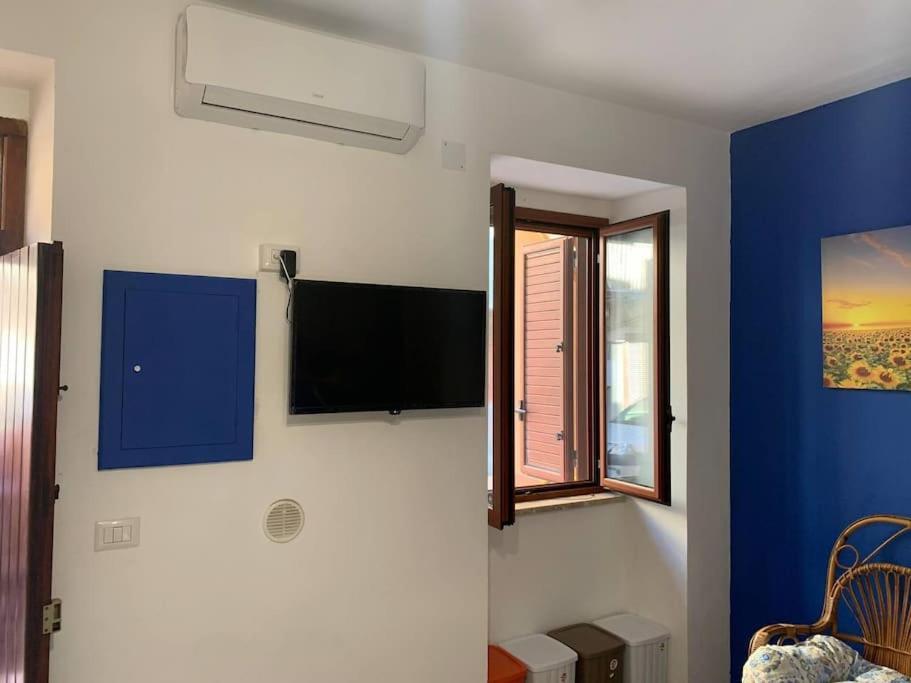 A Rizzilla Guest House Nicotera Exterior photo