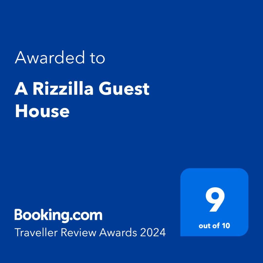 A Rizzilla Guest House Nicotera Exterior photo